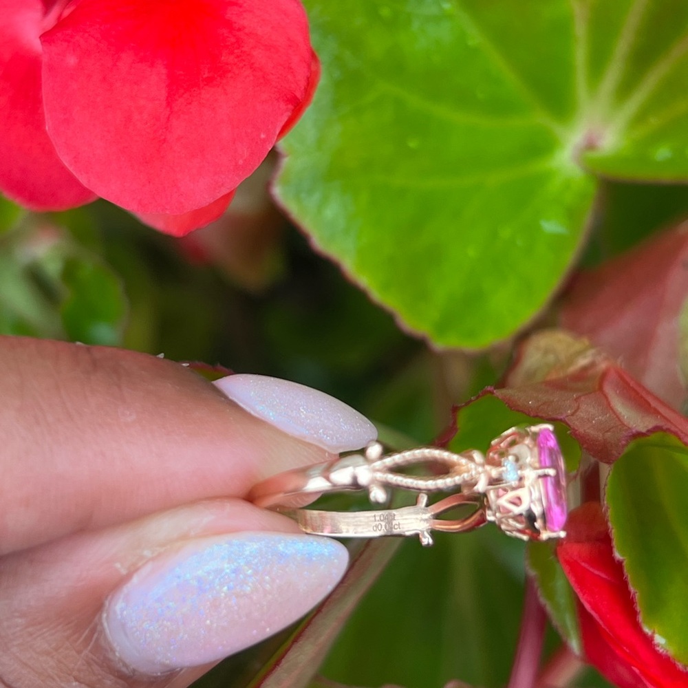 Elegant Pink Gemstone Ring - Picture 9 of 11